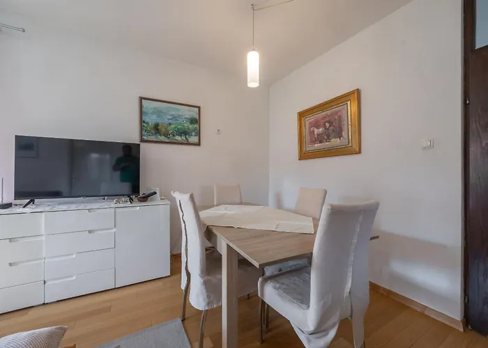 Rot Apartman Postira